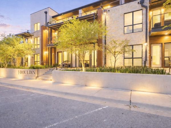 2003 Wilson ST, Unit 3, Austin, TX 78704