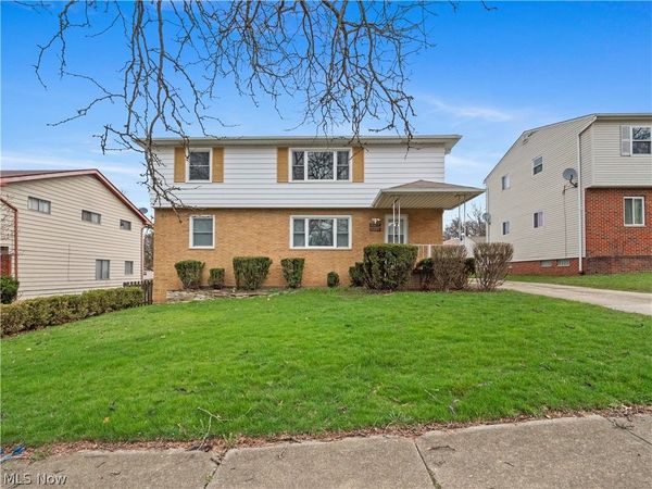 8255 Reed Avenue , Garfield Heights, OH 44125