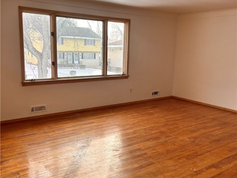 8255 Reed Avenue , Garfield Heights, OH 44125 Photo 17