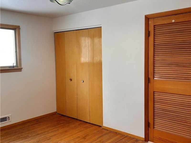 8255 Reed Avenue , Garfield Heights, OH 44125 Photo 19