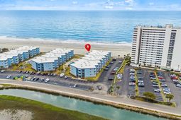 9520 Shore Dr. photo 4