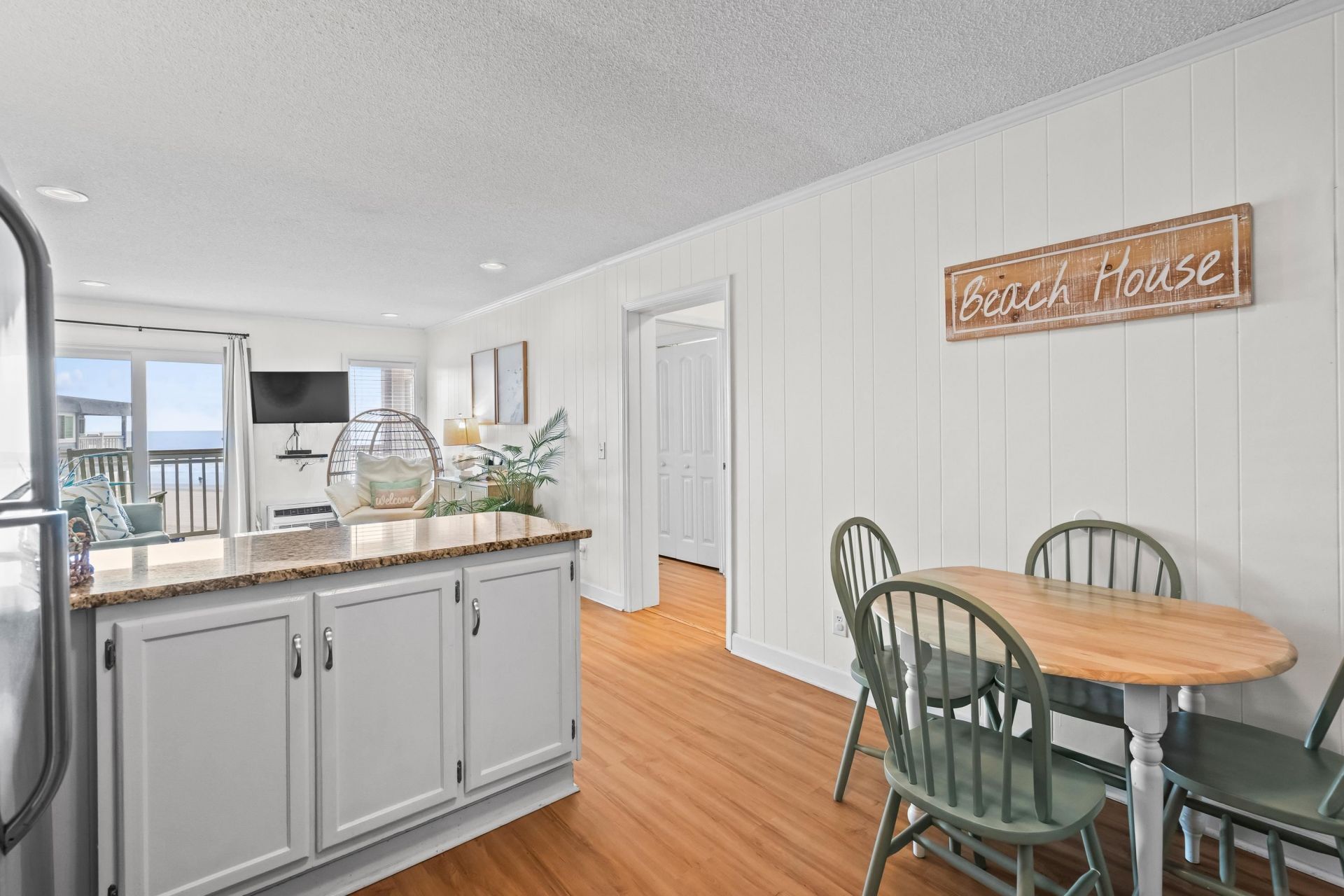 9520 Shore Dr. Photo 27