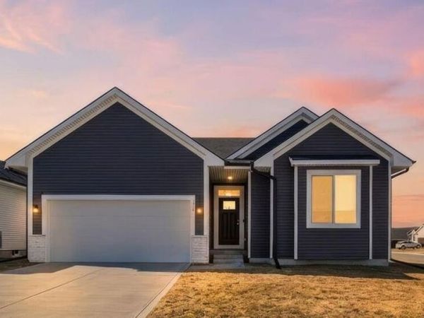 720 NE Pearl Drive, Ankeny, IA 50021