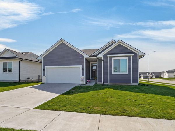 720 NE Pearl Drive, Ankeny, IA 50021