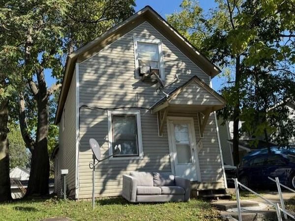 1251 10TH Street, Des Moines, IA 50314