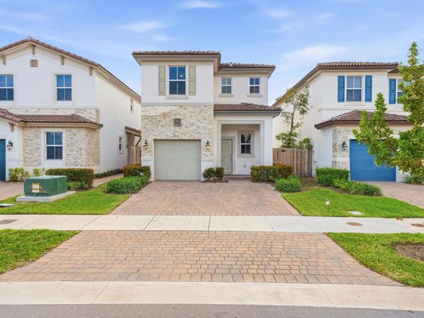 2324 NW 130th Street, Miami, FL 33167