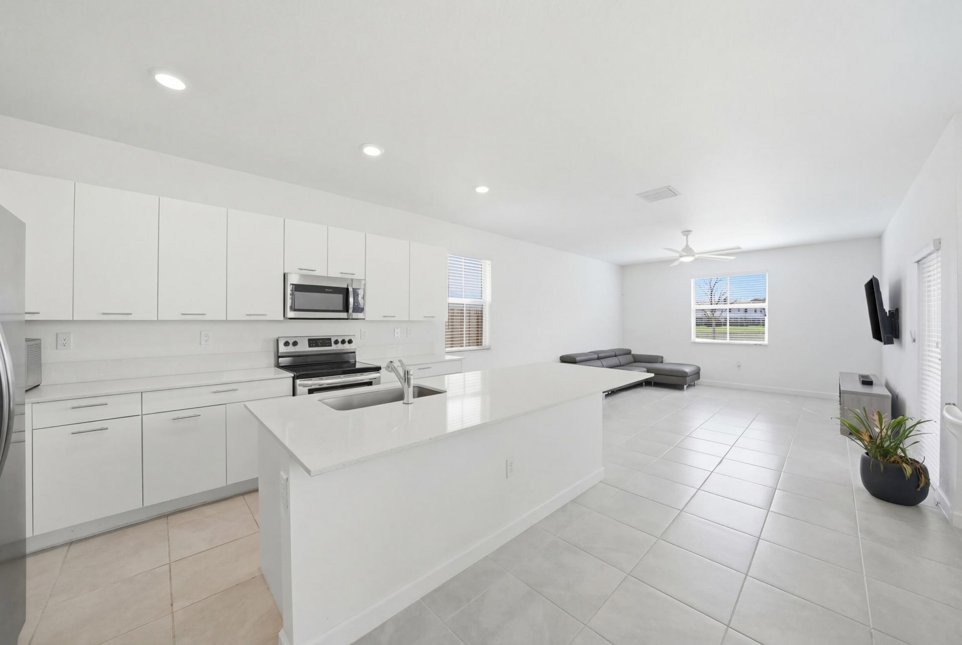 2324 NW 130th Street, Miami, FL 33167 Photo