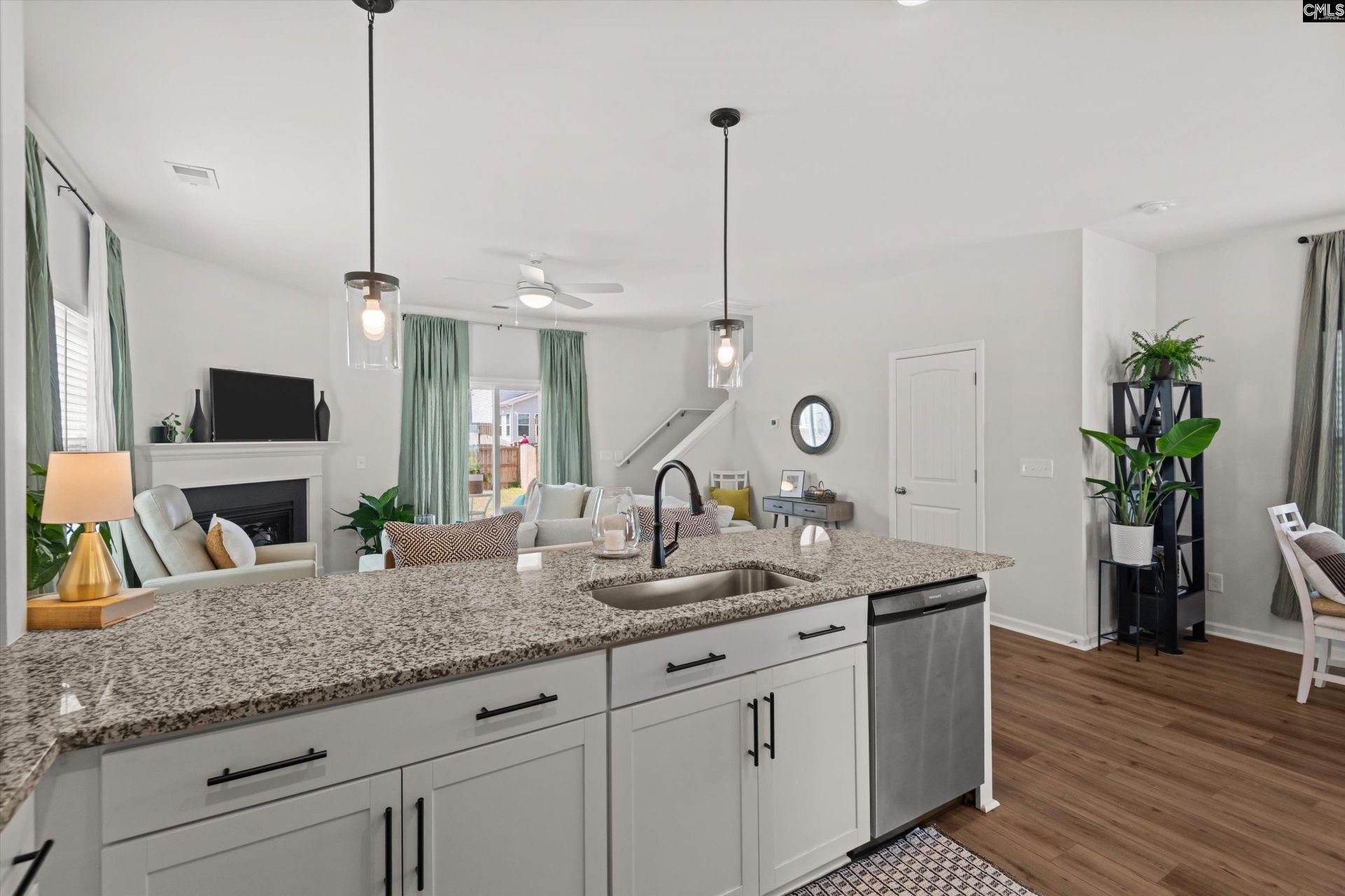 821 Peony Lane Photo 10