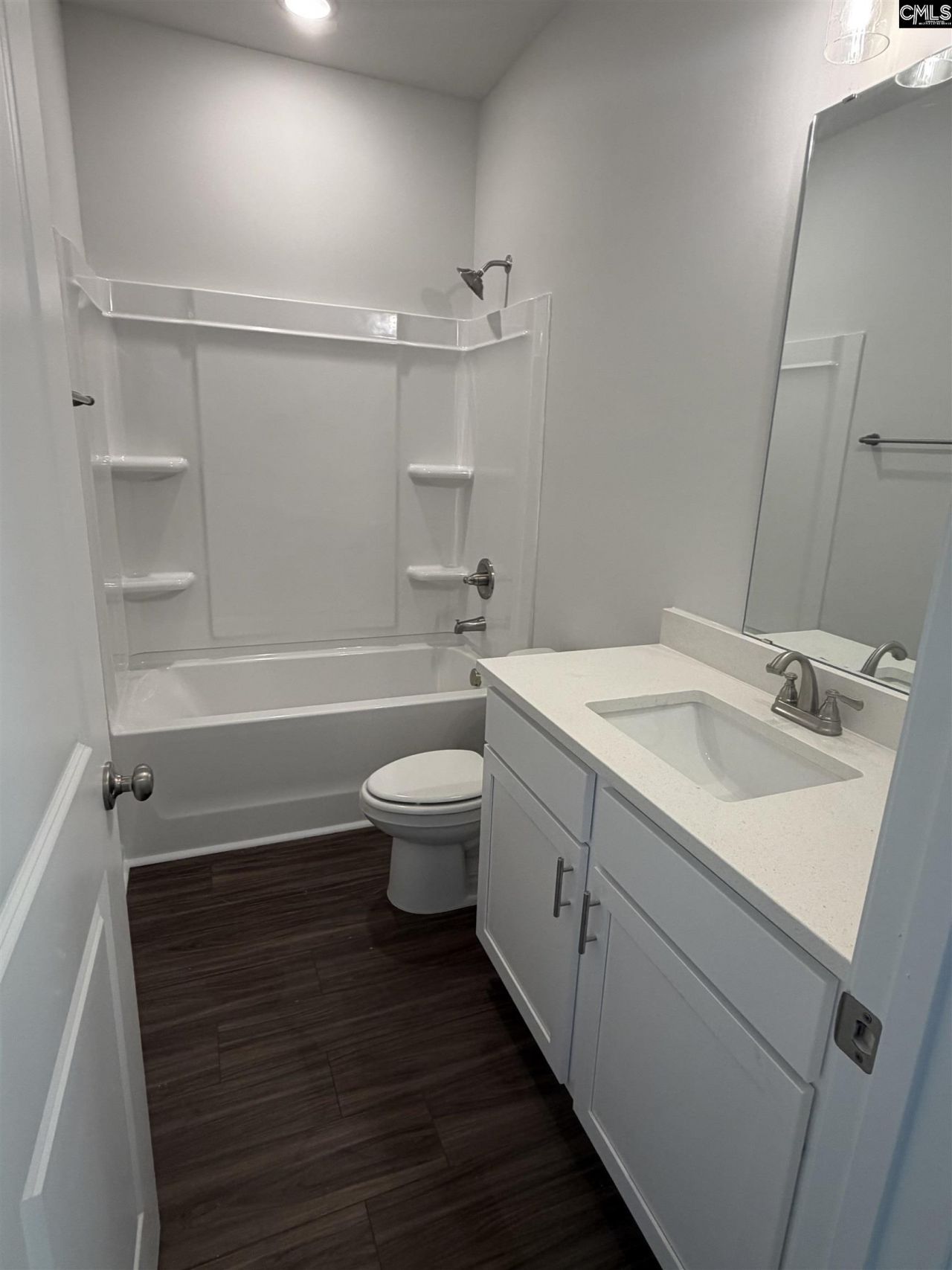 757 Samantha Street Photo 16