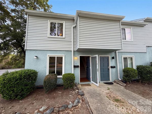 1911 Smoke Ridge Court, Unit 1, Charlotte, NC 28210