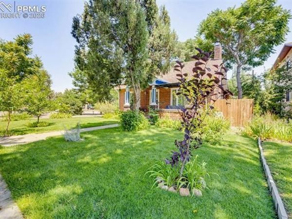 325 W Pitkin Avenue, Pueblo, CO 81004