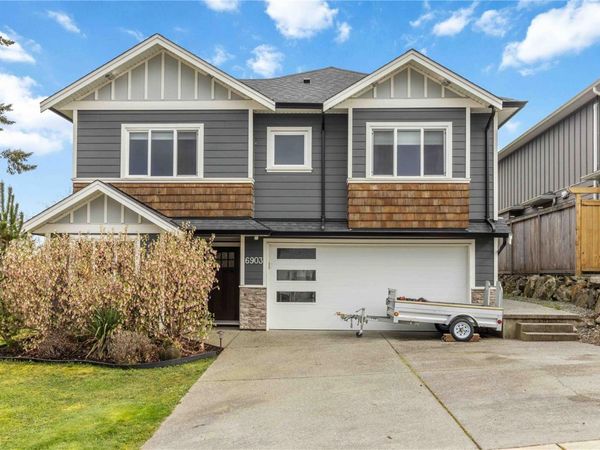 6903 Burr Dr, Sooke, BC V9Z 0L1