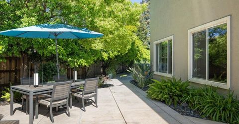 6905 Arianna Ct, Elk Grove, CA 95757 Photo