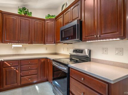 1572 Miztec Street, South Lake Tahoe, CA 96150 Photo