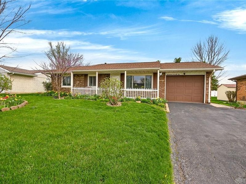 1772 Pueblo Drive, Xenia, OH 45385 Photo 2