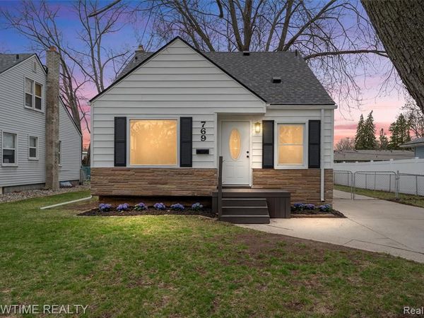 769 Coolidge Avenue, Clawson, MI 48017