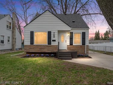 769 Coolidge Avenue, Clawson, MI 48017