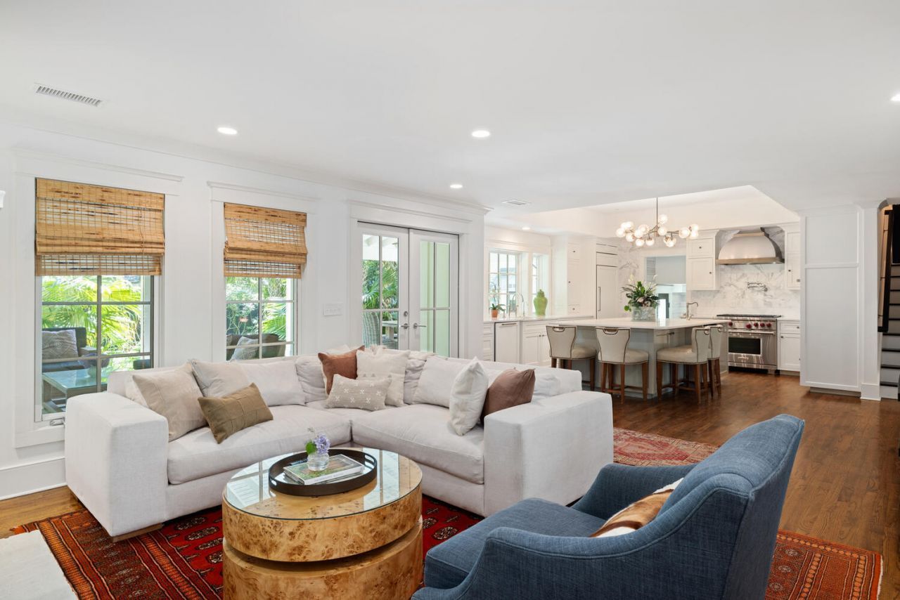 299 Hobcaw Drive Photo 5