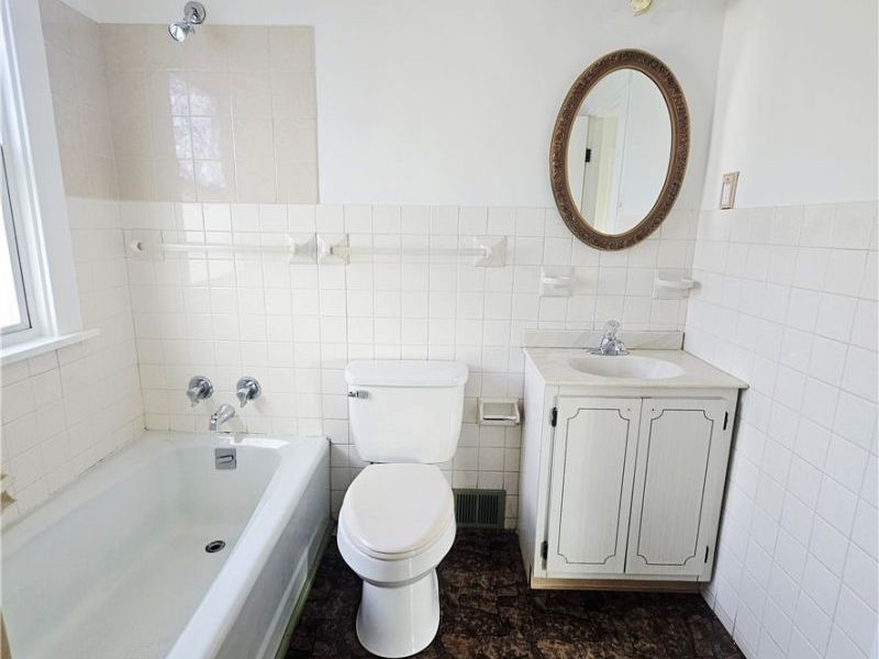 3110 W 111th Street, Cleveland, OH 44111 Photo 12