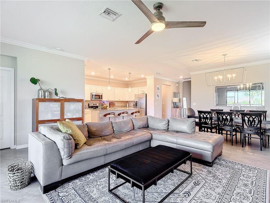 19758 The Place Blvd, Estero, FL 33928 Photo