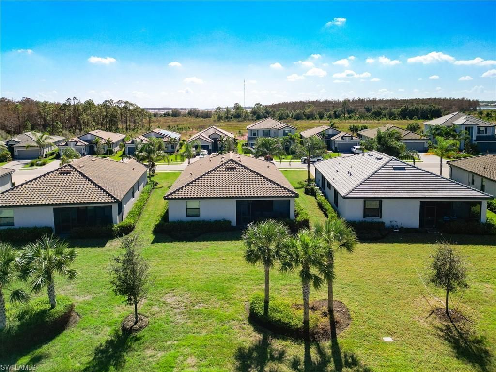 19758 The Place Blvd, Estero, FL 33928 Photo