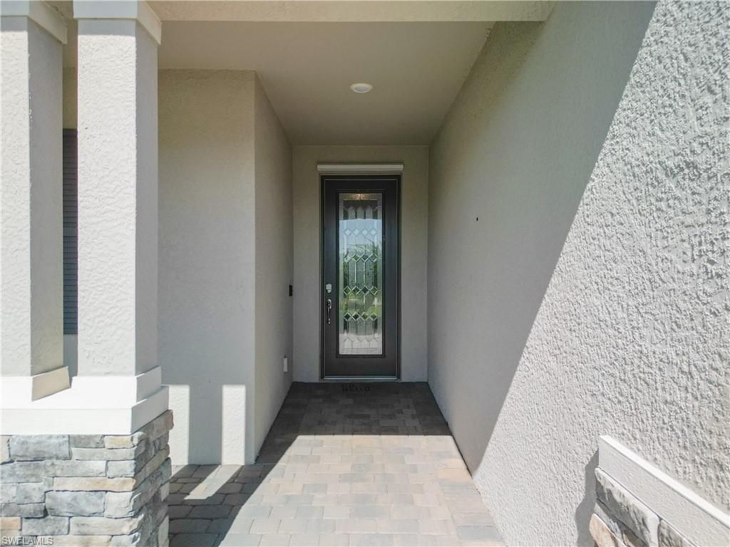 19758 The Place Blvd, Estero, FL 33928 Photo
