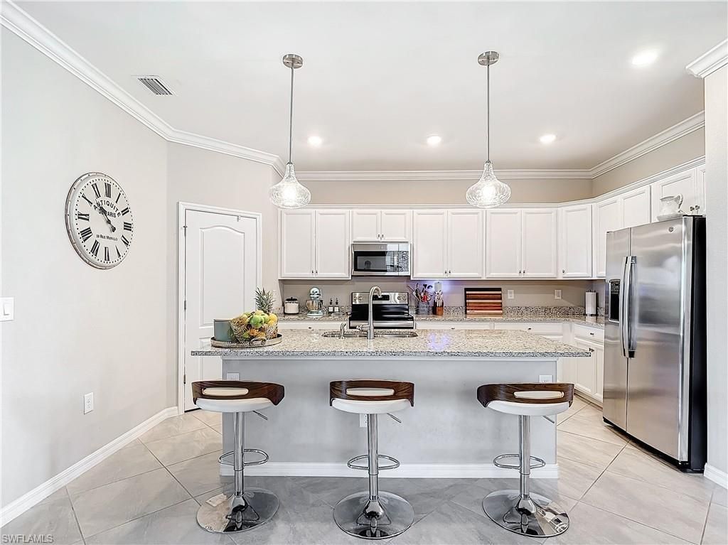 19758 The Place Blvd, Estero, FL 33928 Photo