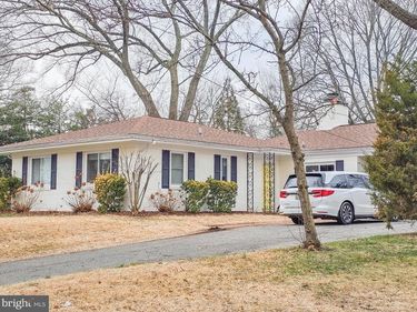 404 CAMBRIDGE ROAD, ALEXANDRIA, VA 22314