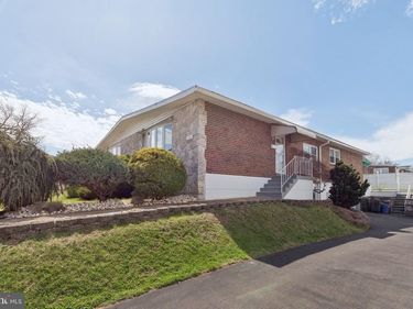 1928 KENTWOOD STREET, PHILADELPHIA, PA 19116