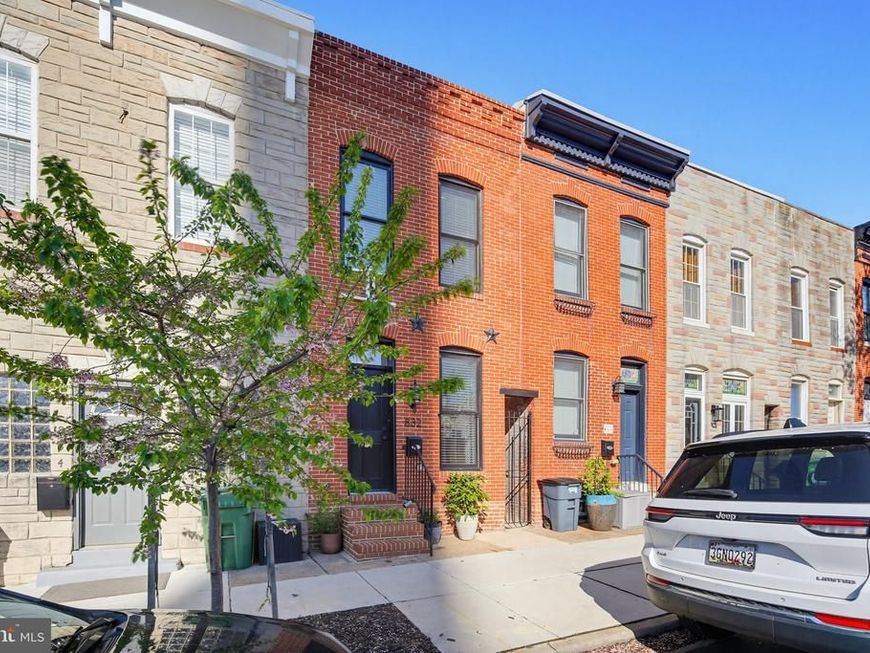 832 S Luzerne Avenue, Baltimore, MD 21224 Main Photo