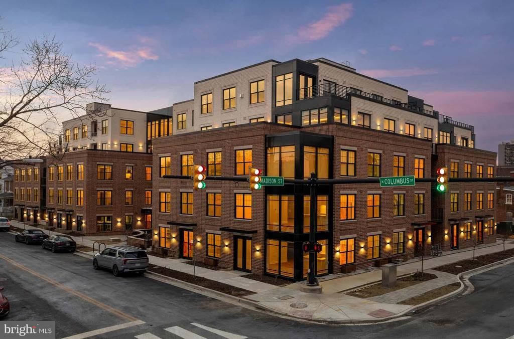 811 N Columbus Street, Unit 303, Alexandria, VA 22314 Main Photo