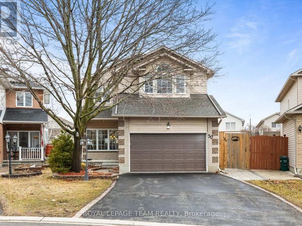 30 New Deighton Crescent , Ottawa, ON K2G6H6