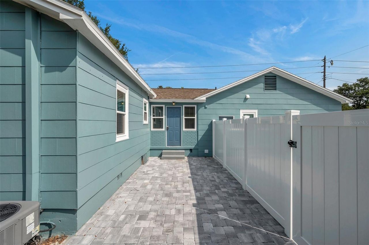 4000 10th Avenue N, Saint Petersburg, FL 33713 Photo