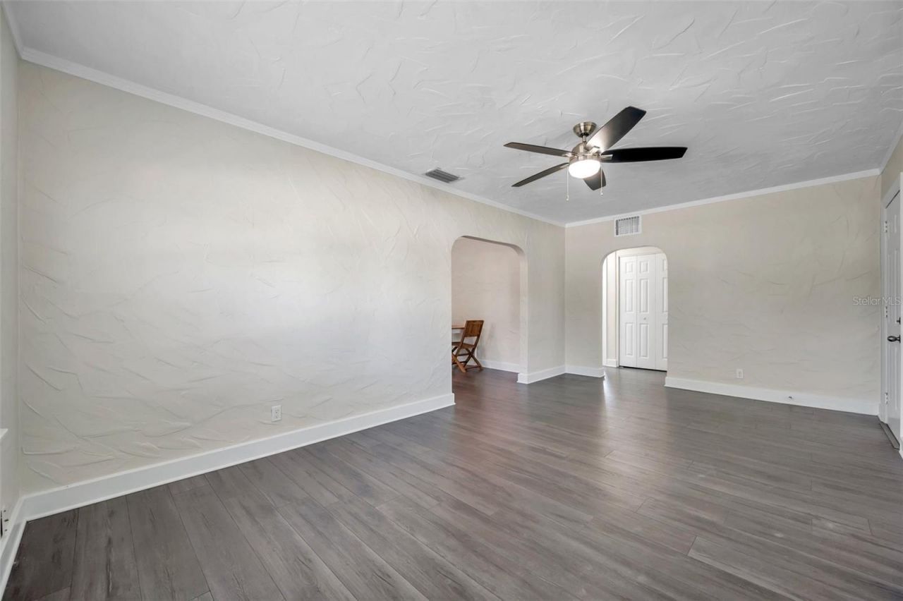 4000 10th Avenue N, Saint Petersburg, FL 33713 Photo