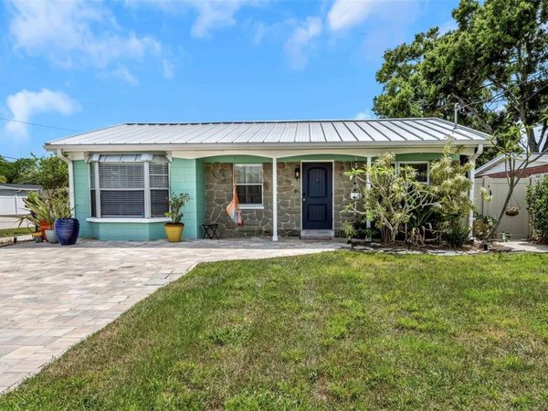 4502 W PEARL AVENUE, TAMPA, FL 33611