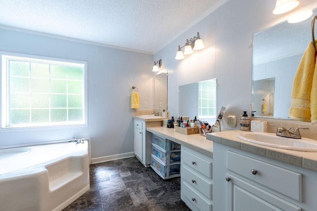 2099 NE 83rd Terrace, High Springs, FL 32643 Photo