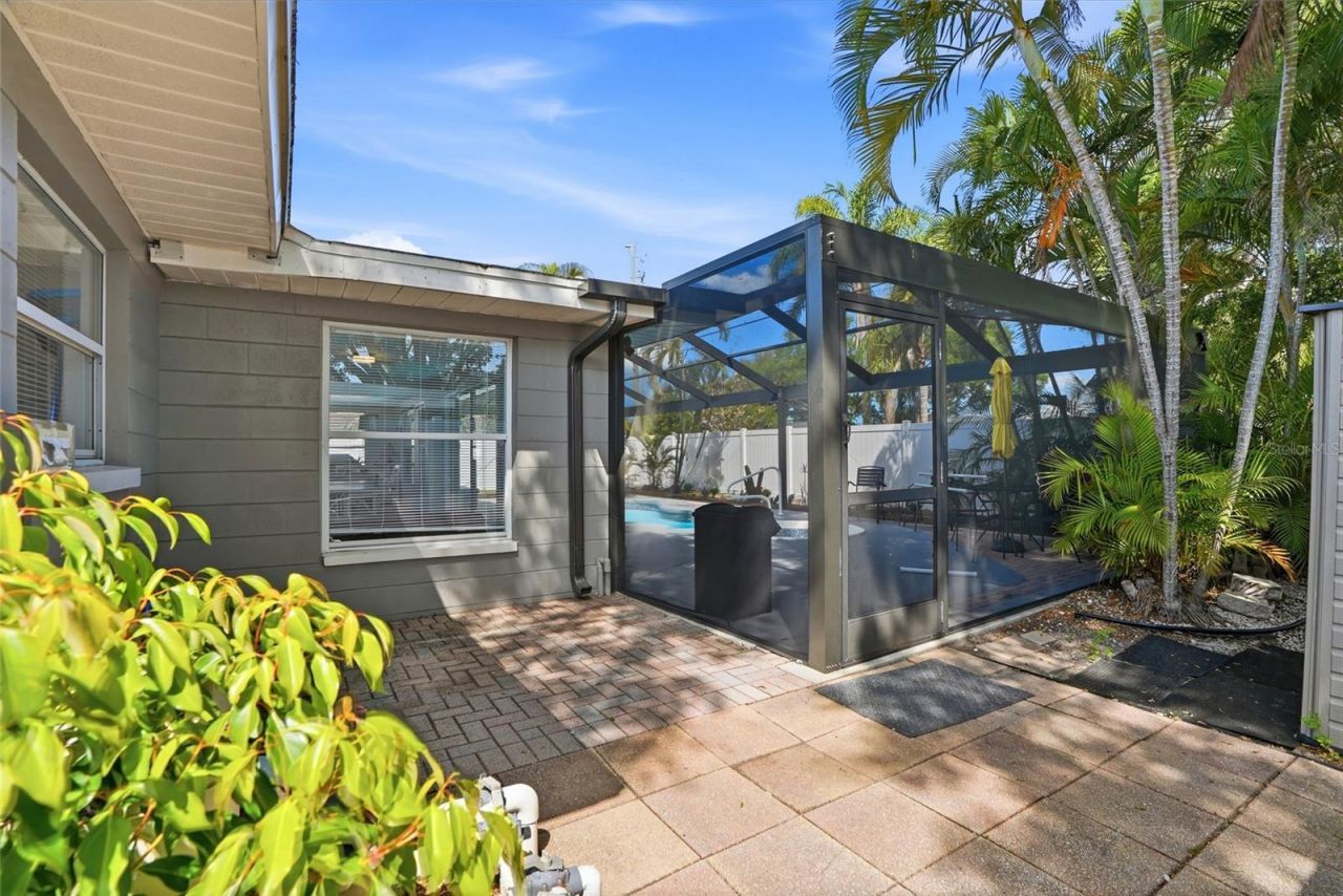 10943 90th Avenue, Seminole, FL 33772 Photo