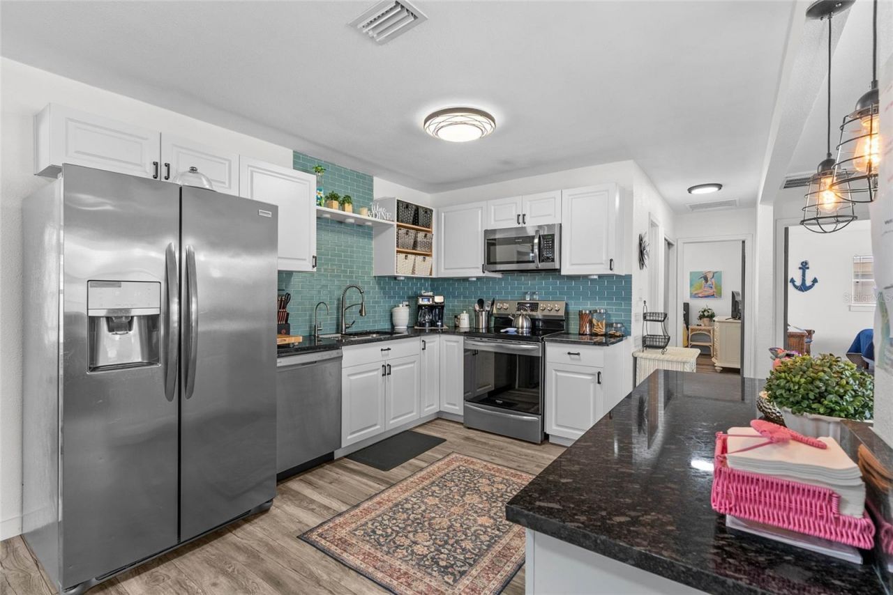 10943 90th Avenue, Seminole, FL 33772 Photo