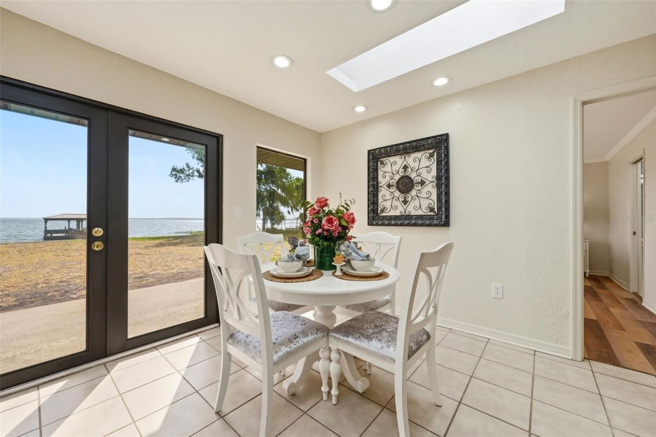 33942 Linda Lane , Leesburg, FL 34788 Photo