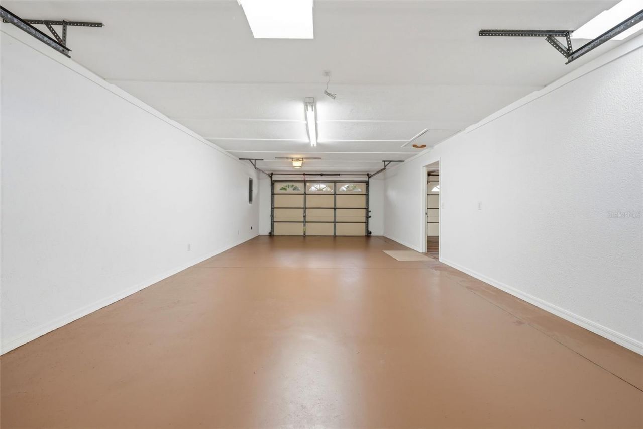 33942 Linda Lane , Leesburg, FL 34788 Photo