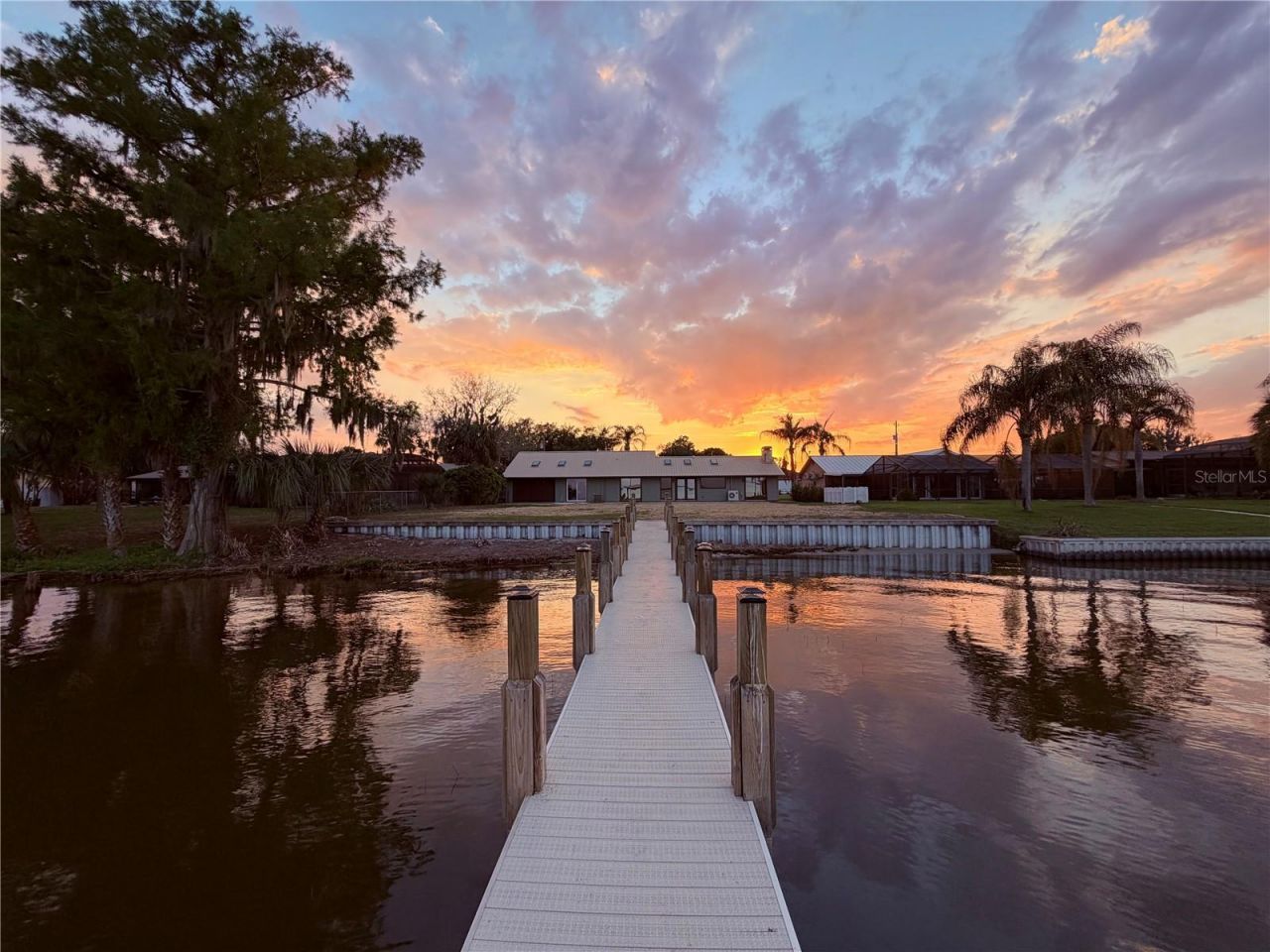 33942 Linda Lane , Leesburg, FL 34788 Photo