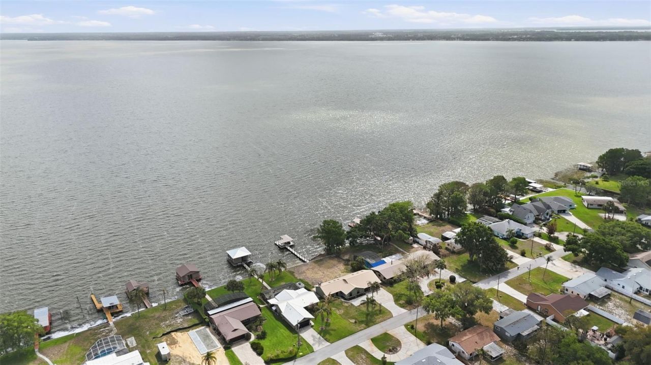 33942 Linda Lane , Leesburg, FL 34788 Photo