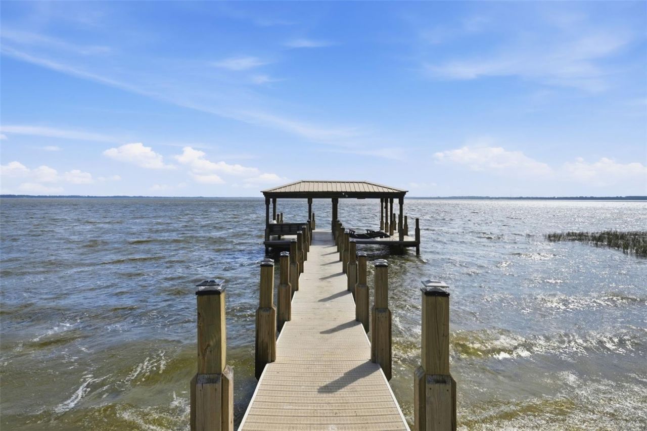 33942 Linda Lane , Leesburg, FL 34788 Photo