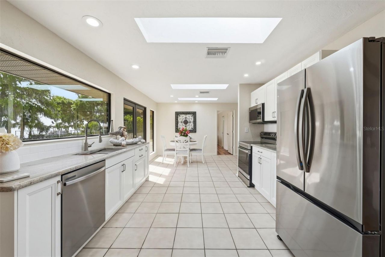 33942 Linda Lane , Leesburg, FL 34788 Photo