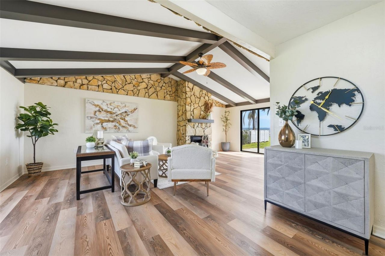 33942 Linda Lane , Leesburg, FL 34788 Photo