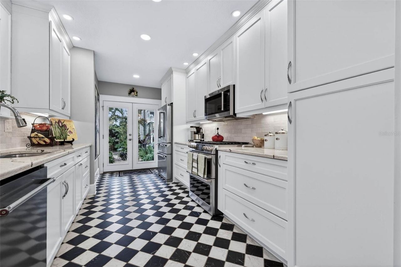 2651 3rd Avenue N, Saint Petersburg, FL 33713 Photo