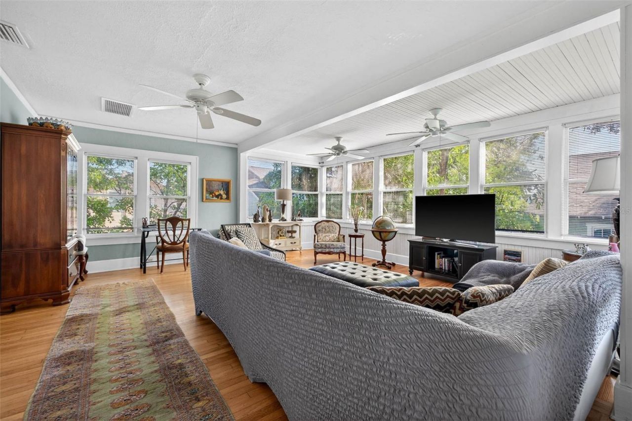 2651 3rd Avenue N, Saint Petersburg, FL 33713 Photo