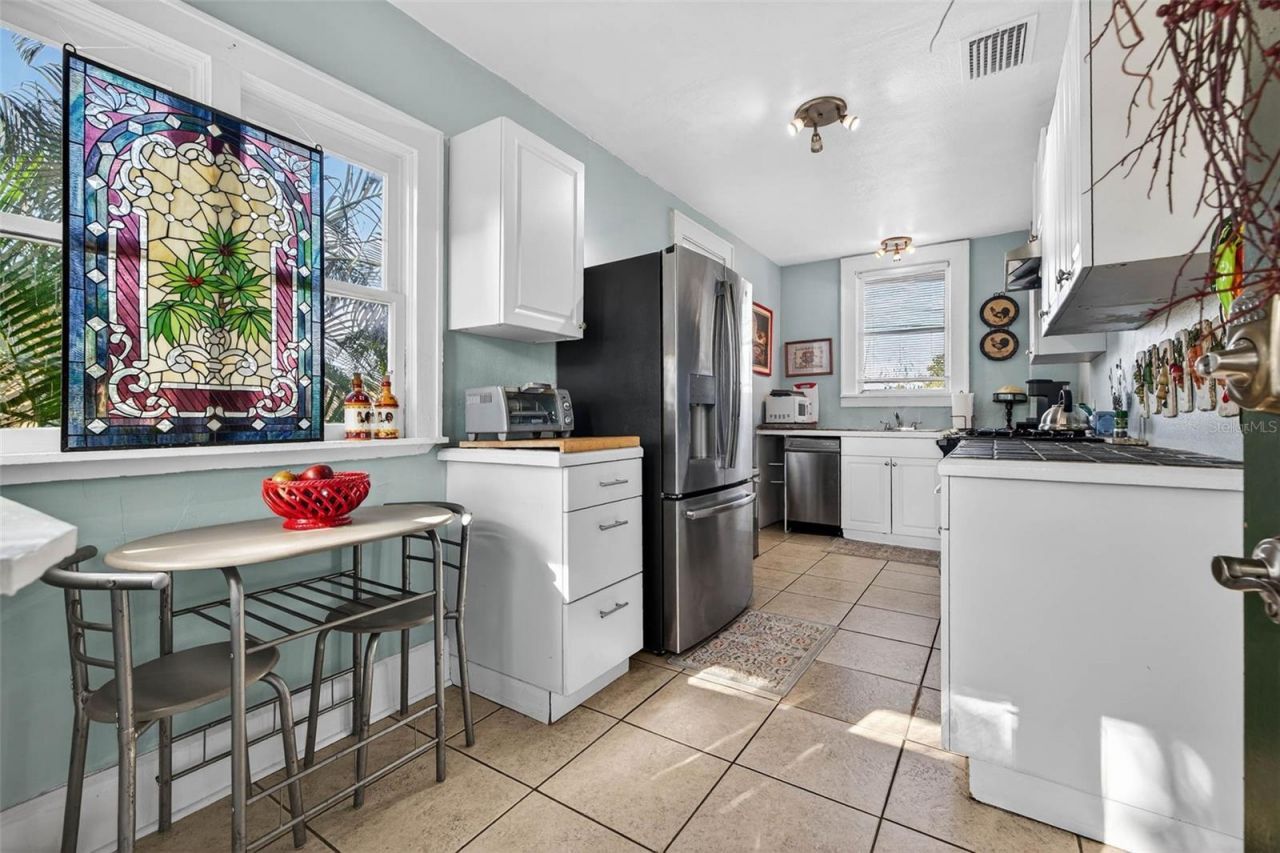 2651 3rd Avenue N, Saint Petersburg, FL 33713 Photo