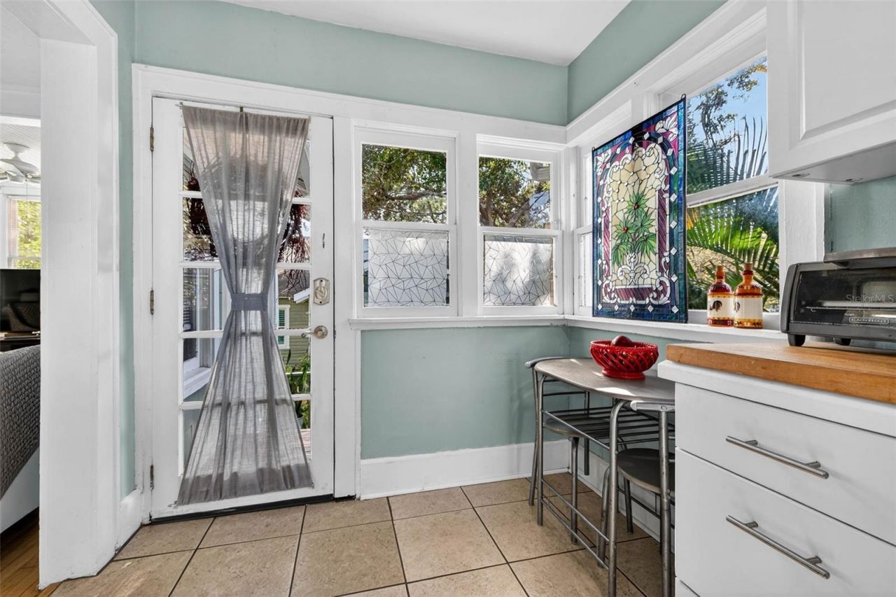 2651 3rd Avenue N, Saint Petersburg, FL 33713 Photo