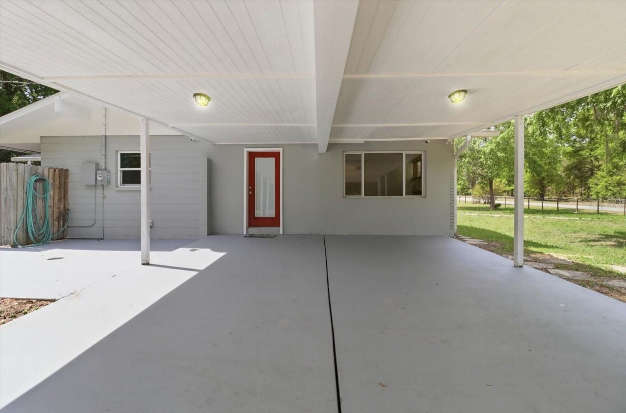 24576 NW Falcon Avenue, Dunnellon, FL 34431 Photo